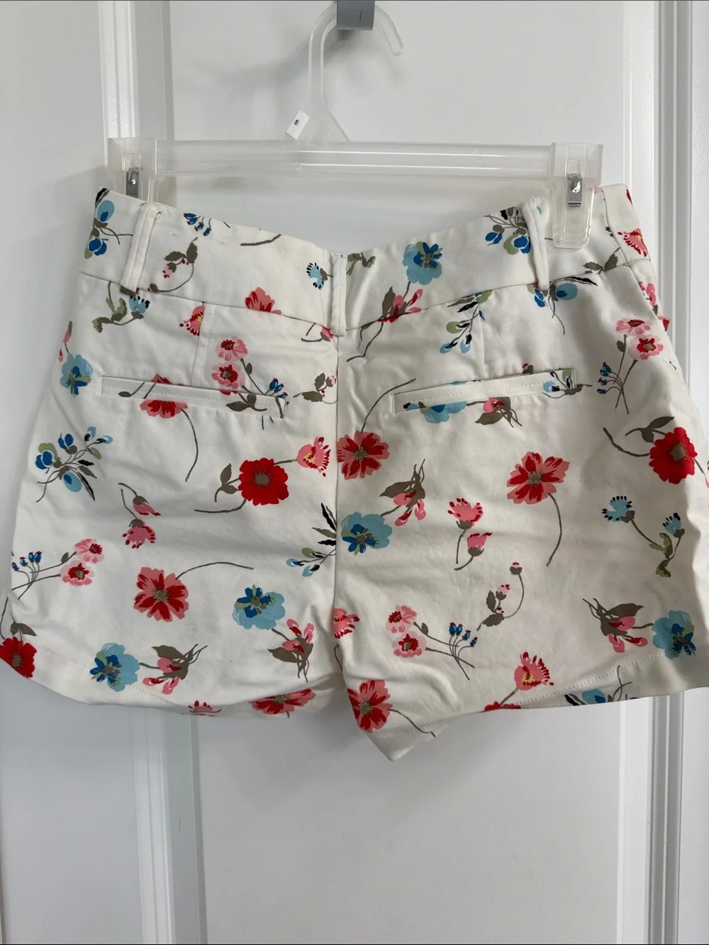 LOFT White Riviera Floral Print Women’s Shorts
